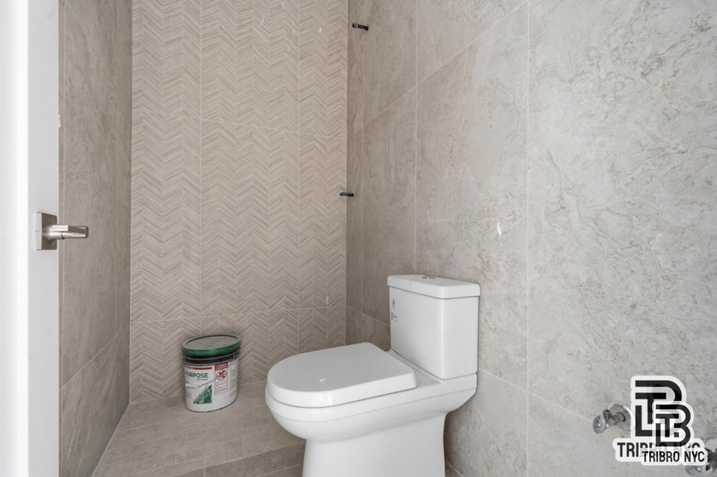 416 Lorimer Street - Photo 6