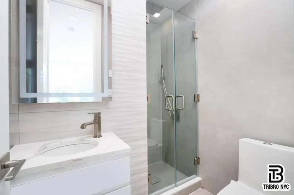 461 Lexington Avenue - Photo 6