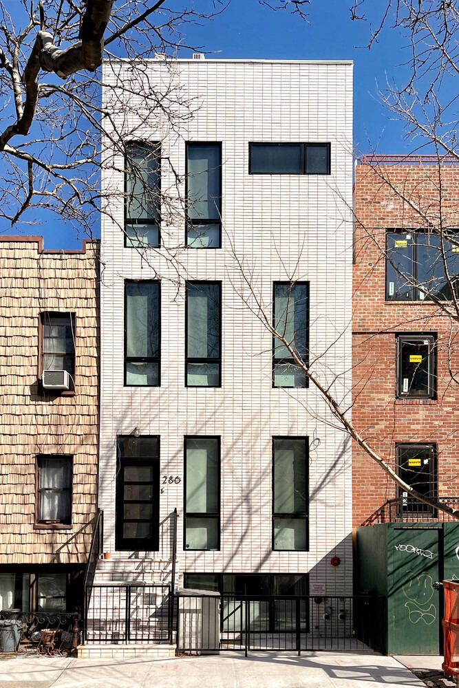 286 Manhattan Avenue - Photo 21