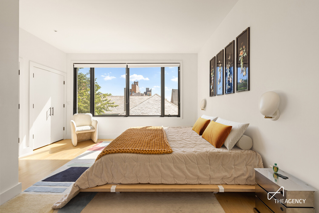 286 Manhattan Avenue - Photo 9