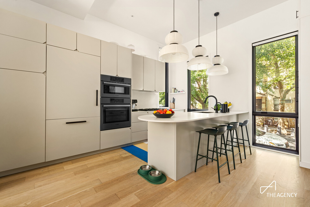 286 Manhattan Avenue - Photo 6