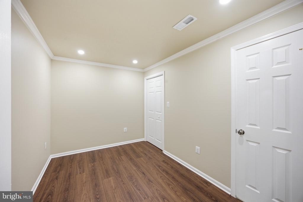 1935 Pohick Creek Court - Photo 33