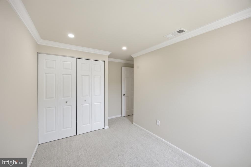 1935 Pohick Creek Court - Photo 16