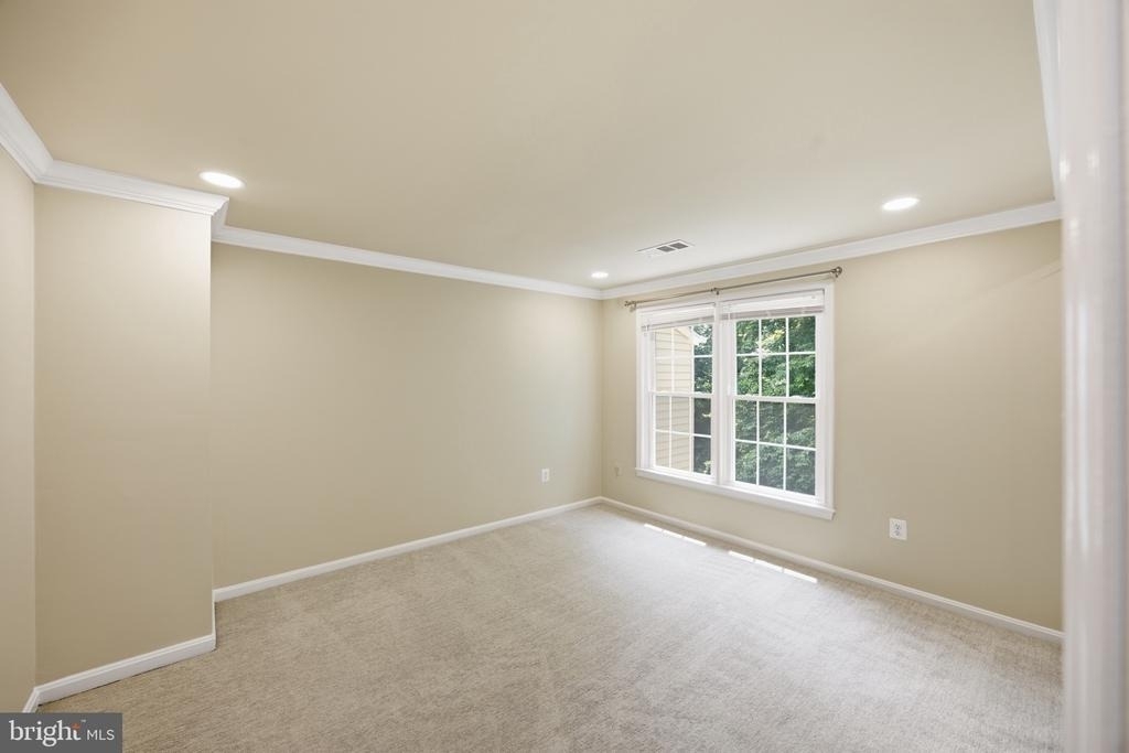 1935 Pohick Creek Court - Photo 18