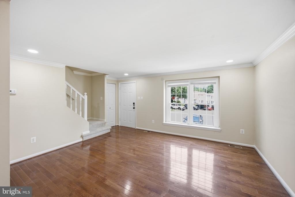 1935 Pohick Creek Court - Photo 10