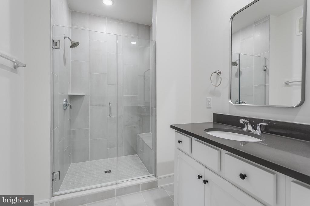 42708 Darala Drive - Photo 17