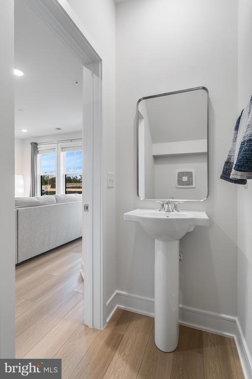 42708 Darala Drive - Photo 10