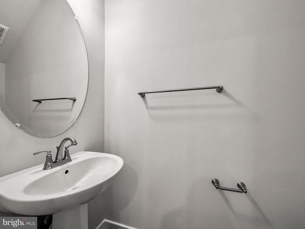 20847 Owenmore Terrace - Photo 8