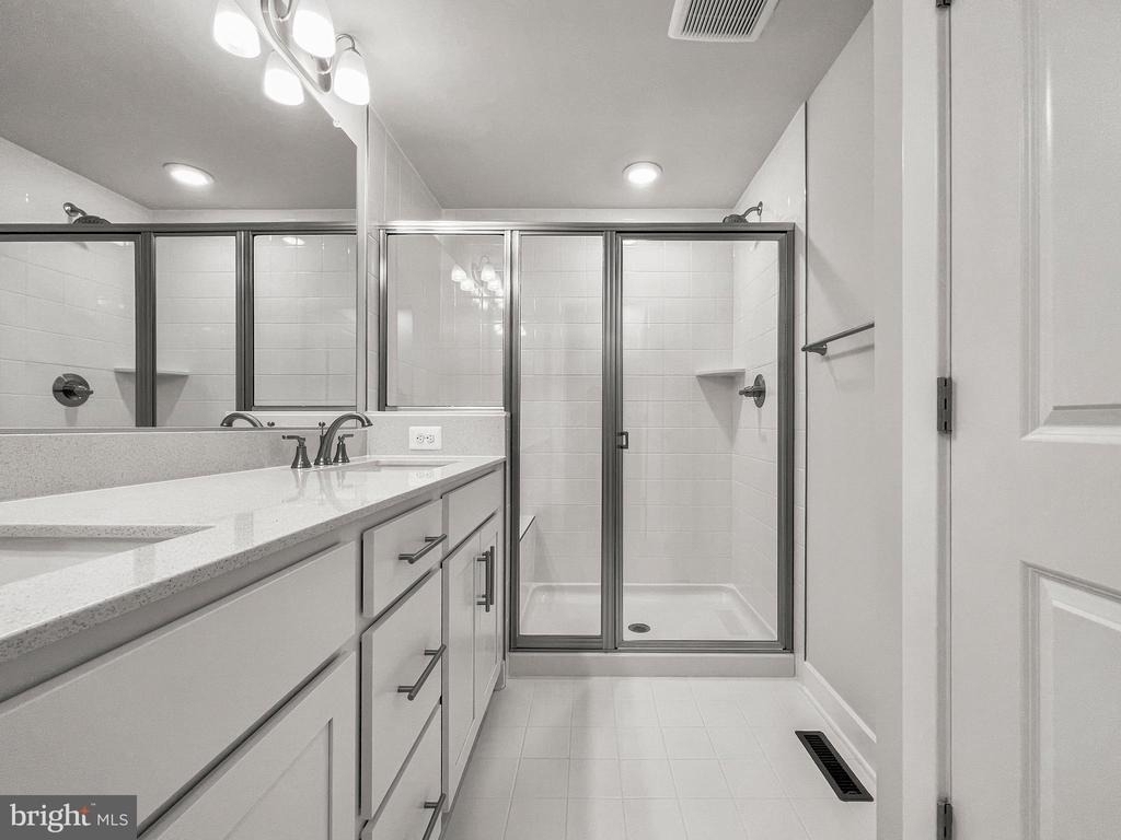 20847 Owenmore Terrace - Photo 15