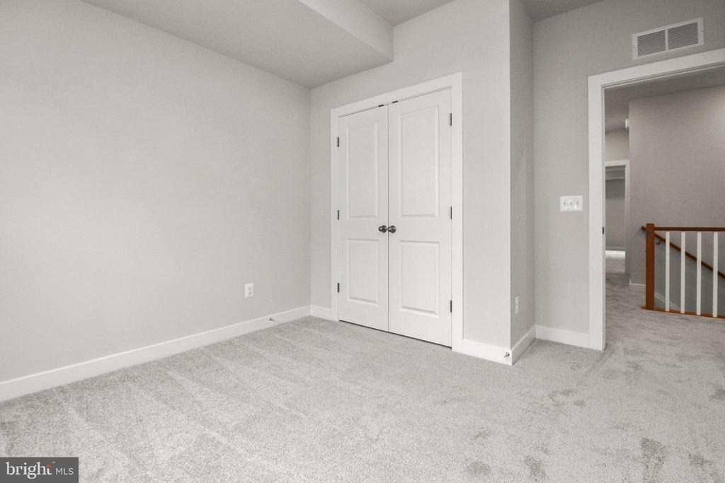 20847 Owenmore Terrace - Photo 18