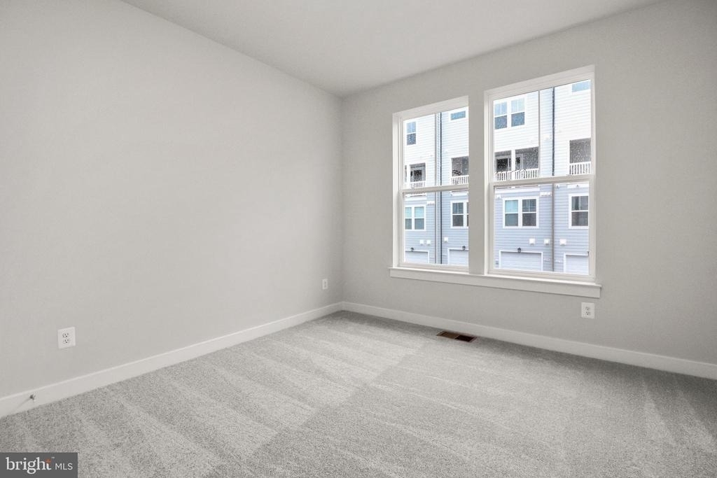 20847 Owenmore Terrace - Photo 16