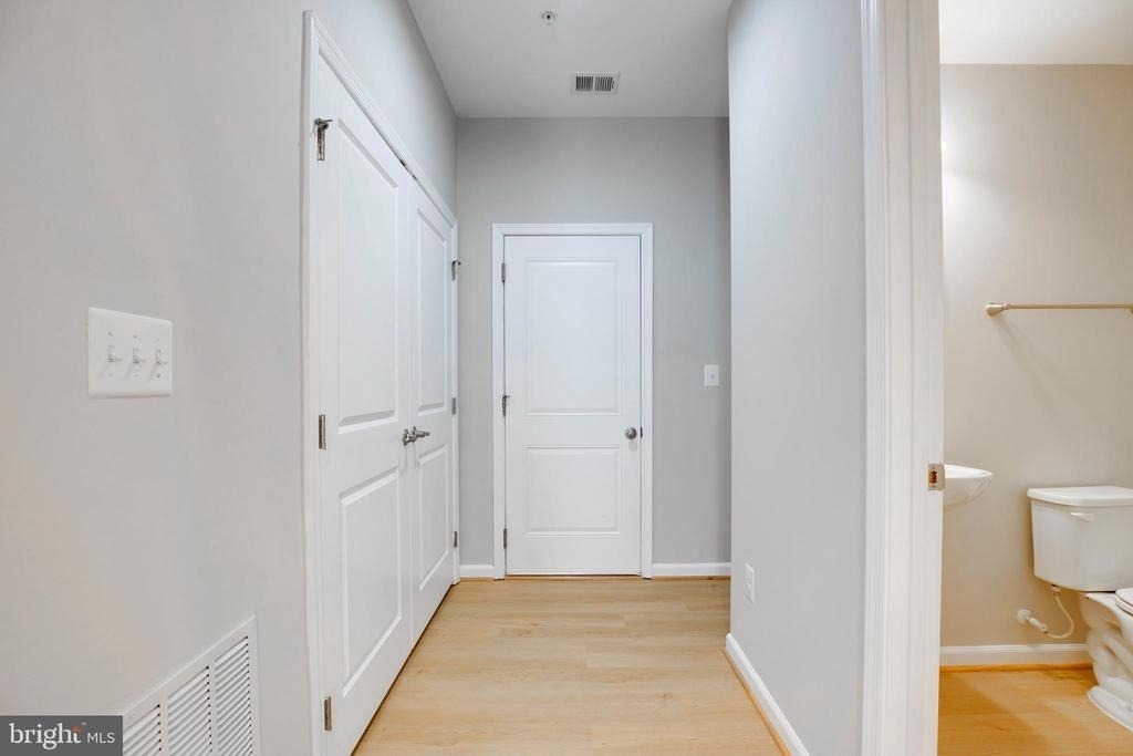 43306 John Michael Terrace - Photo 7