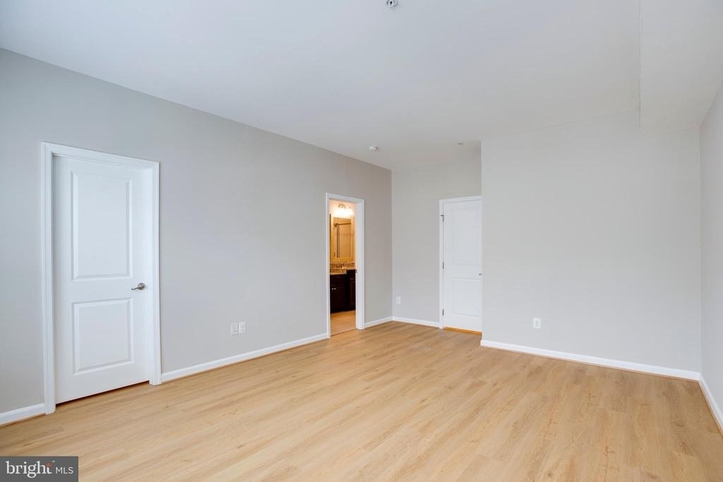 43306 John Michael Terrace - Photo 35