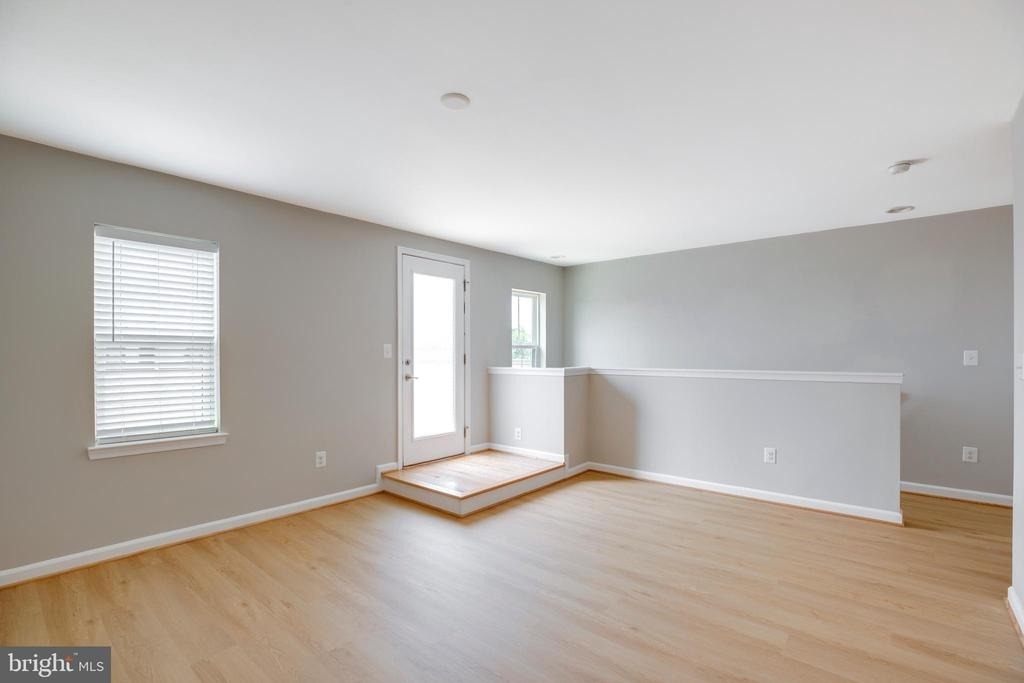 43306 John Michael Terrace - Photo 39
