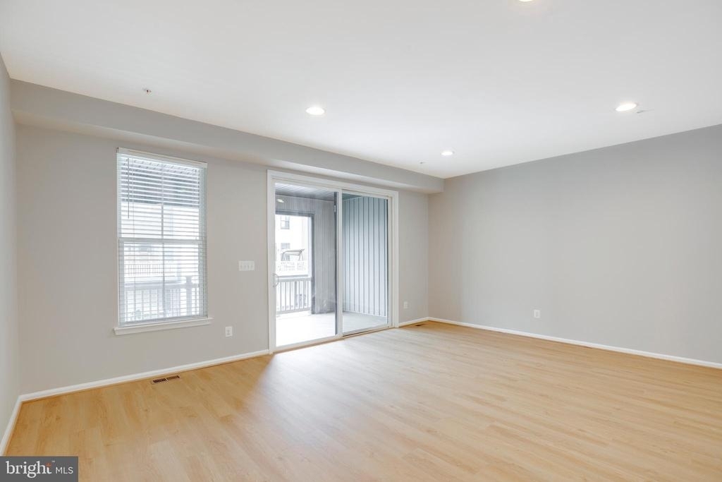 43306 John Michael Terrace - Photo 23