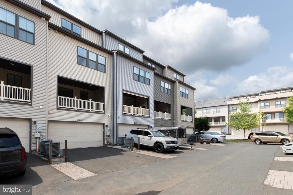 43306 John Michael Terrace - Photo 45