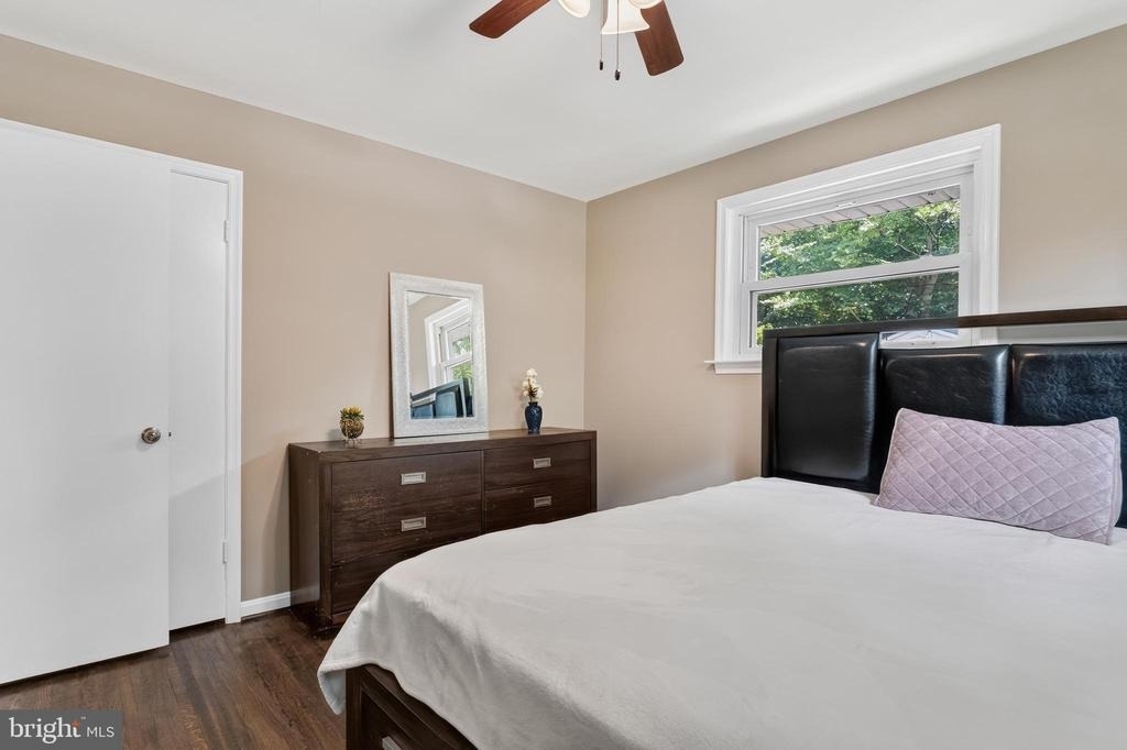7708 Viceroy Street - Photo 27