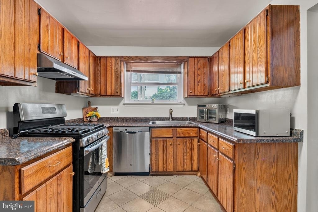 7708 Viceroy Street - Photo 4