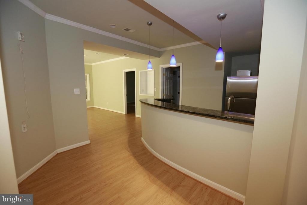 2339 Sandburg Street - Photo 23