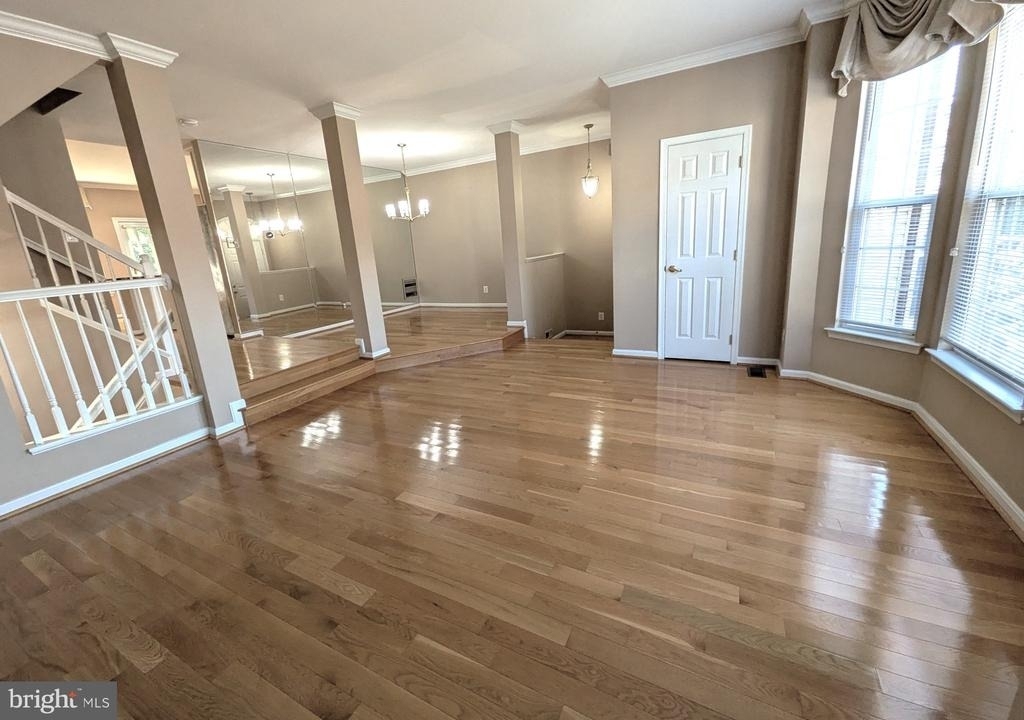 8933 Royal Astor Way - Photo 28