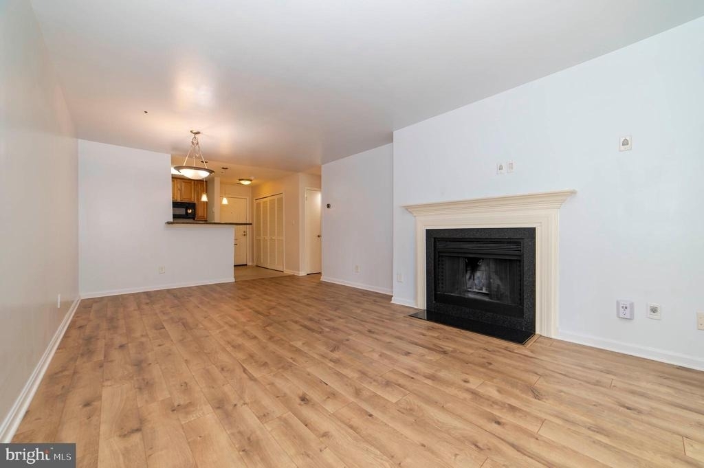 3176 Summit Square Drive - Photo 23