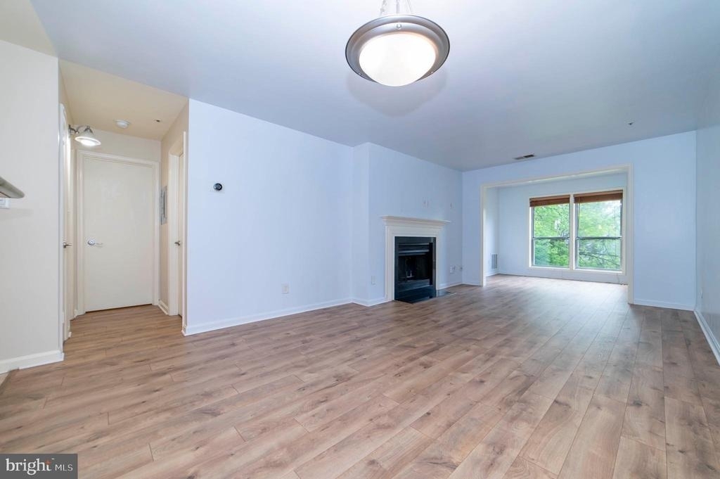 3176 Summit Square Drive - Photo 20