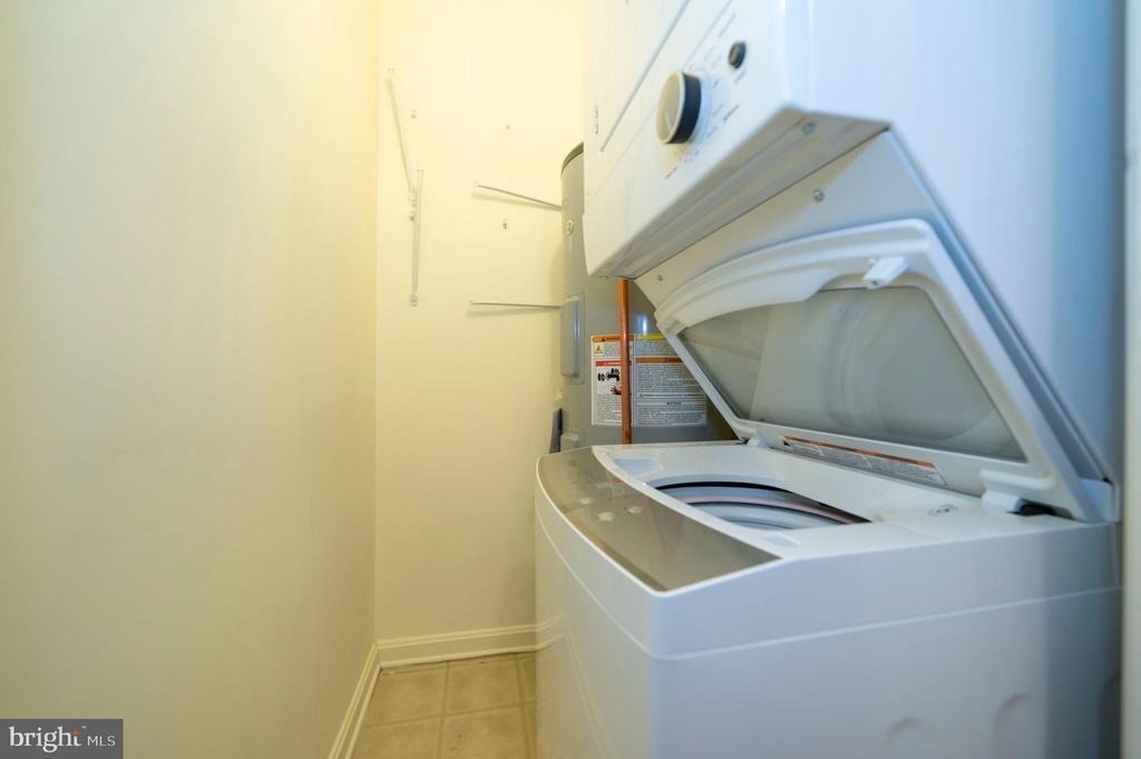 3176 Summit Square Drive - Photo 36
