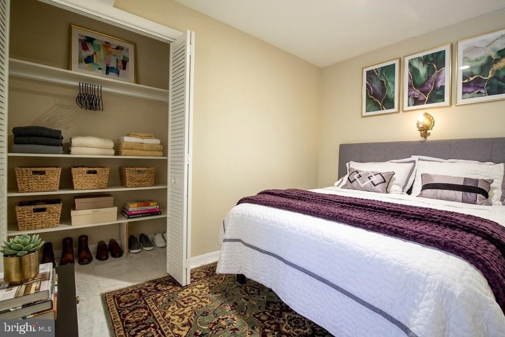 6034 Chesterbrook Road - Photo 2