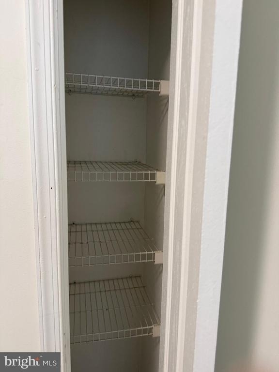 1704 Lake Shore Crest Drive - Photo 3