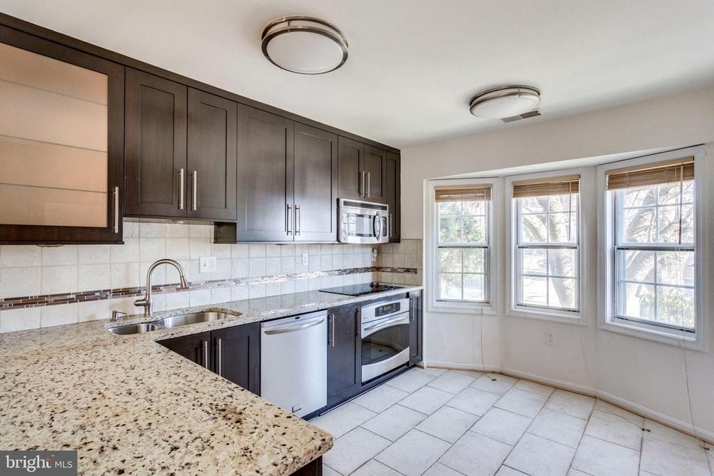 9977 Capperton Drive - Photo 14