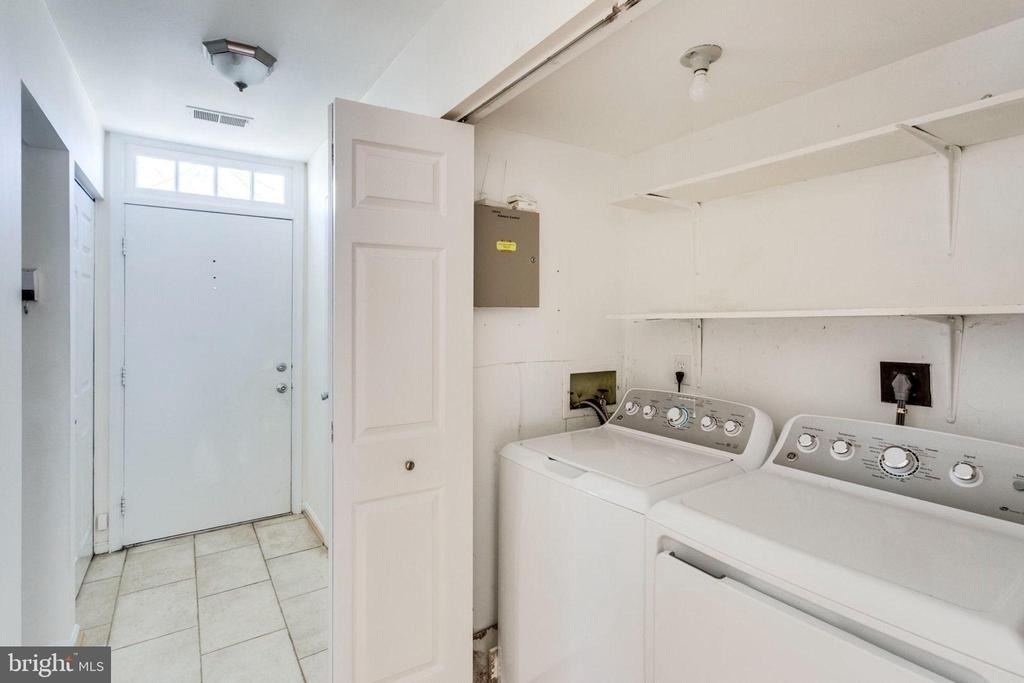 9977 Capperton Drive - Photo 24