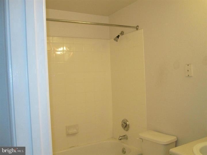 1571 Spring Gate Drive - Photo 23