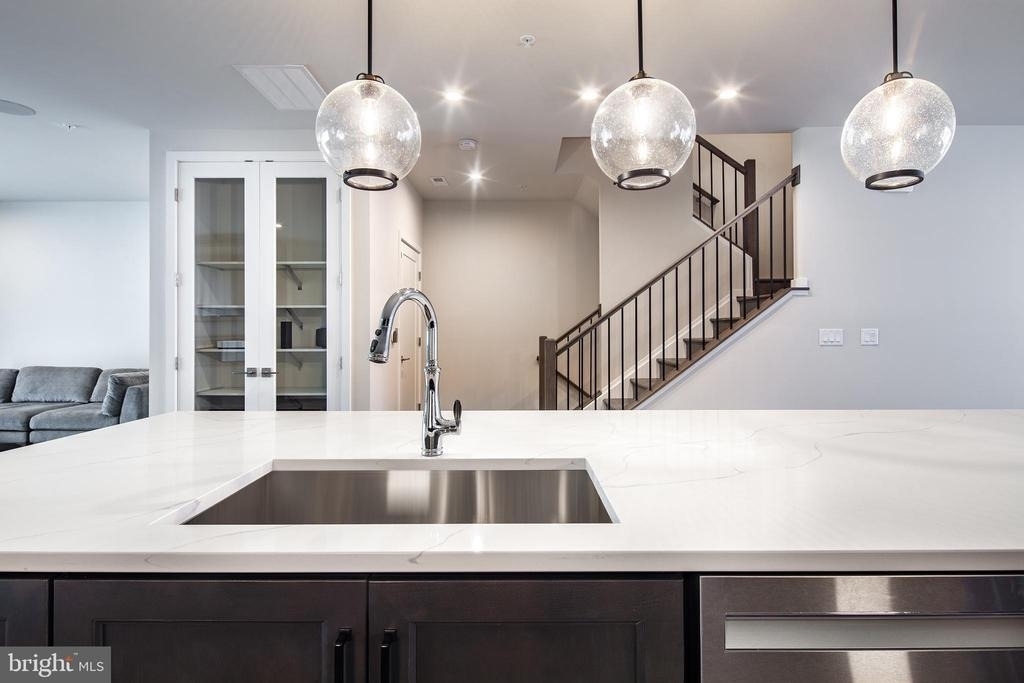 7463 Backett Wood Terrace - Photo 4