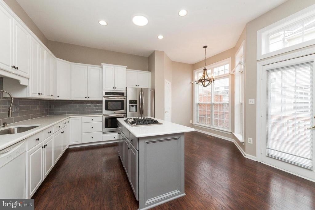 8131 Quinn Terrace - Photo 13
