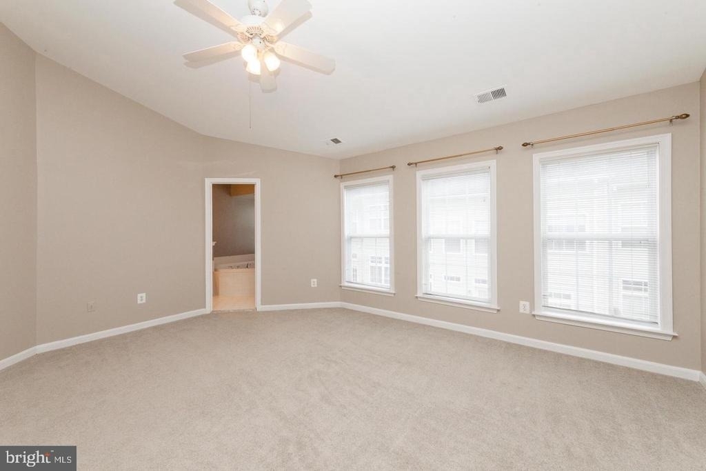8131 Quinn Terrace - Photo 25