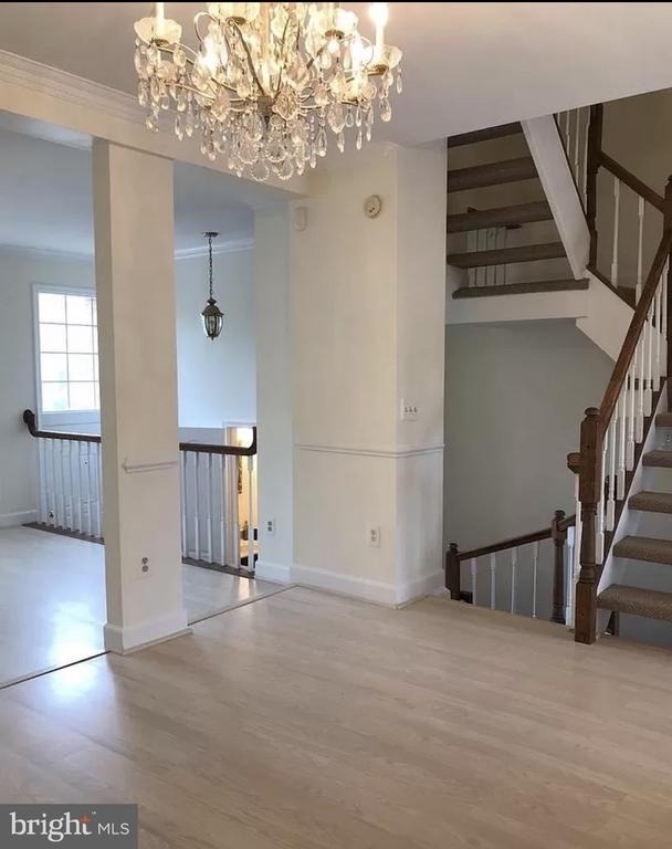 8043 Merry Oaks Court - Photo 4