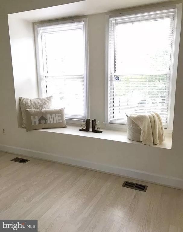8043 Merry Oaks Court - Photo 2