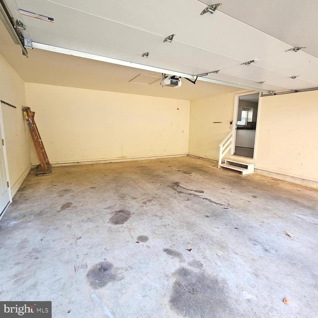 6413 Four Oaks Lane - Photo 40