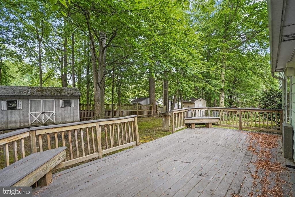9086 Brook Ford Road - Photo 32