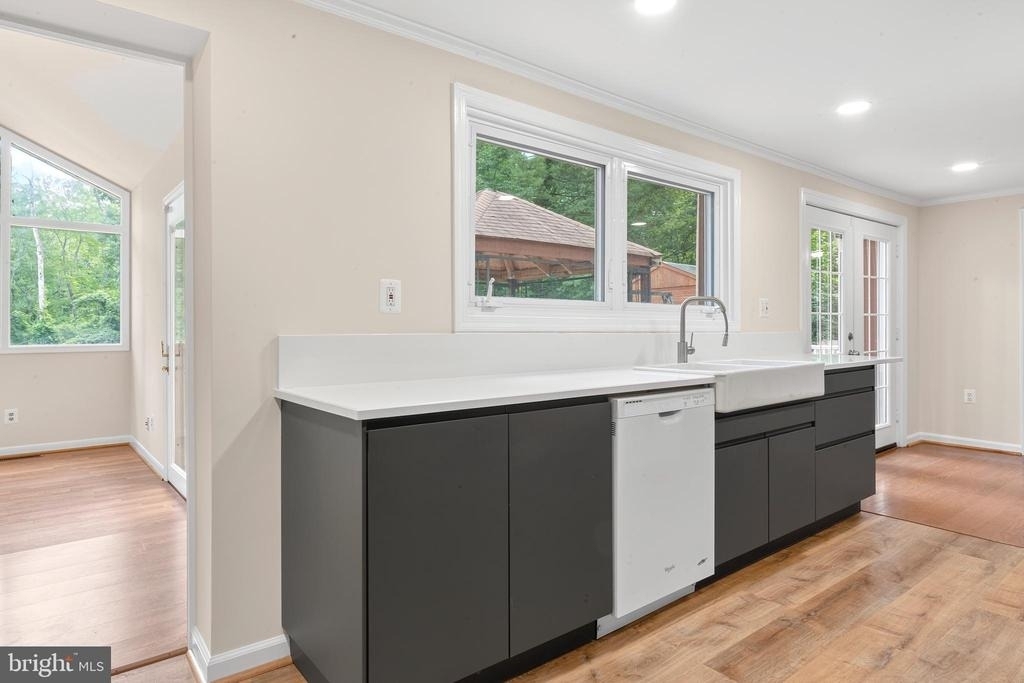 5129 Chowan Avenue - Photo 18
