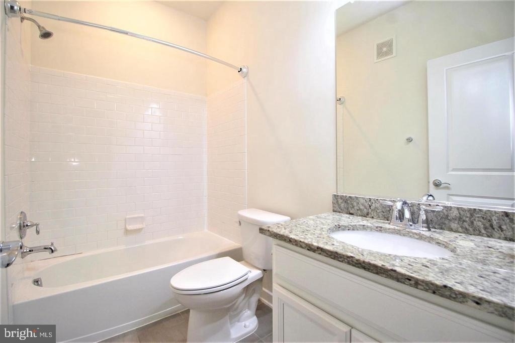 3974 Norton Place - Photo 23