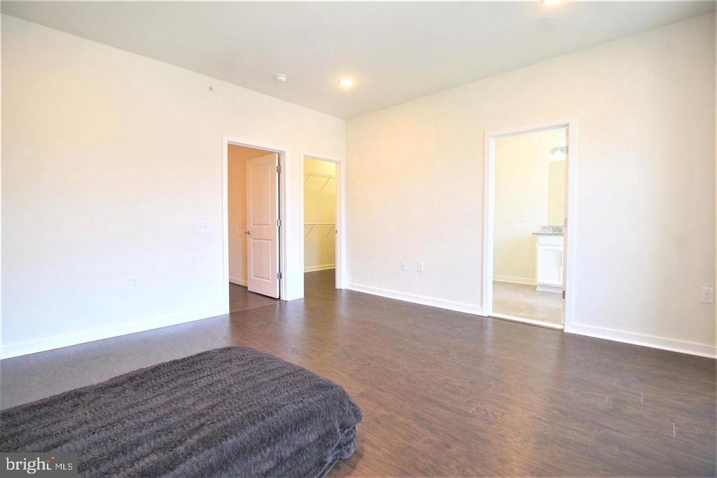 3974 Norton Place - Photo 21