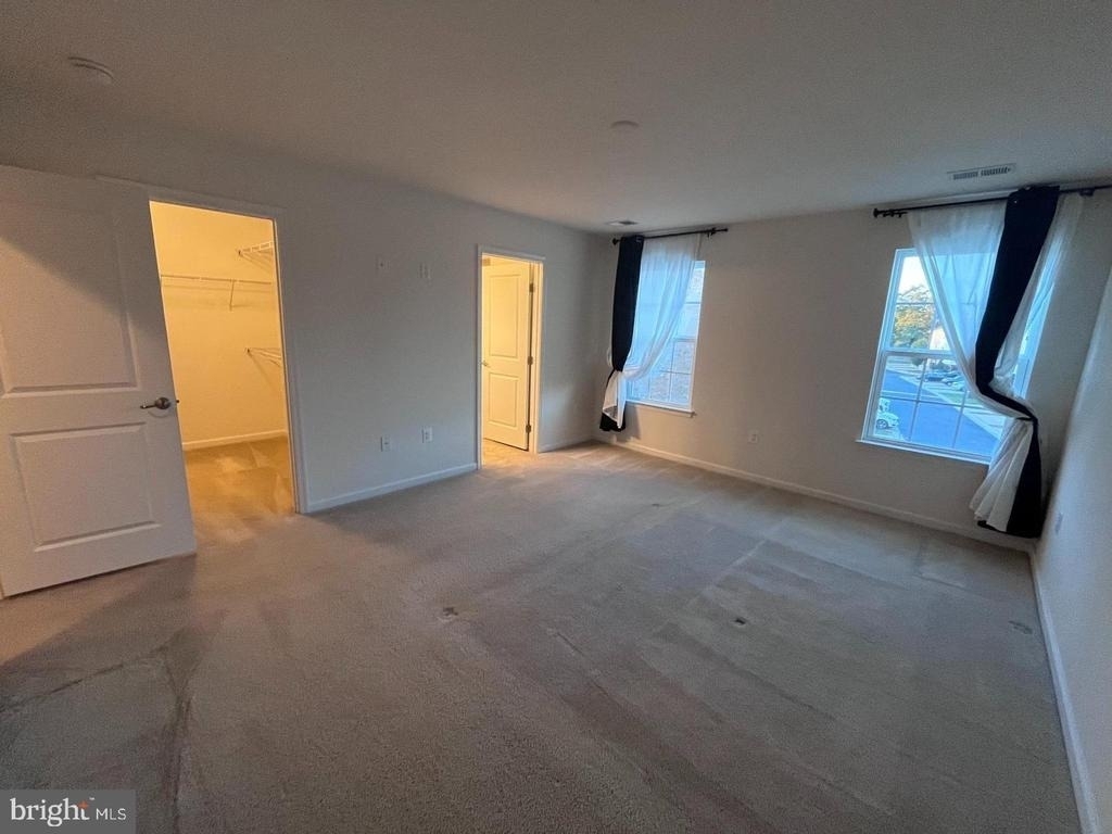 1118 Oakwood Street - Photo 9