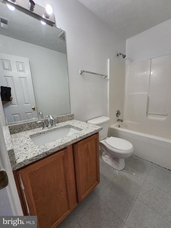 649 Spencer Street E - Photo 11