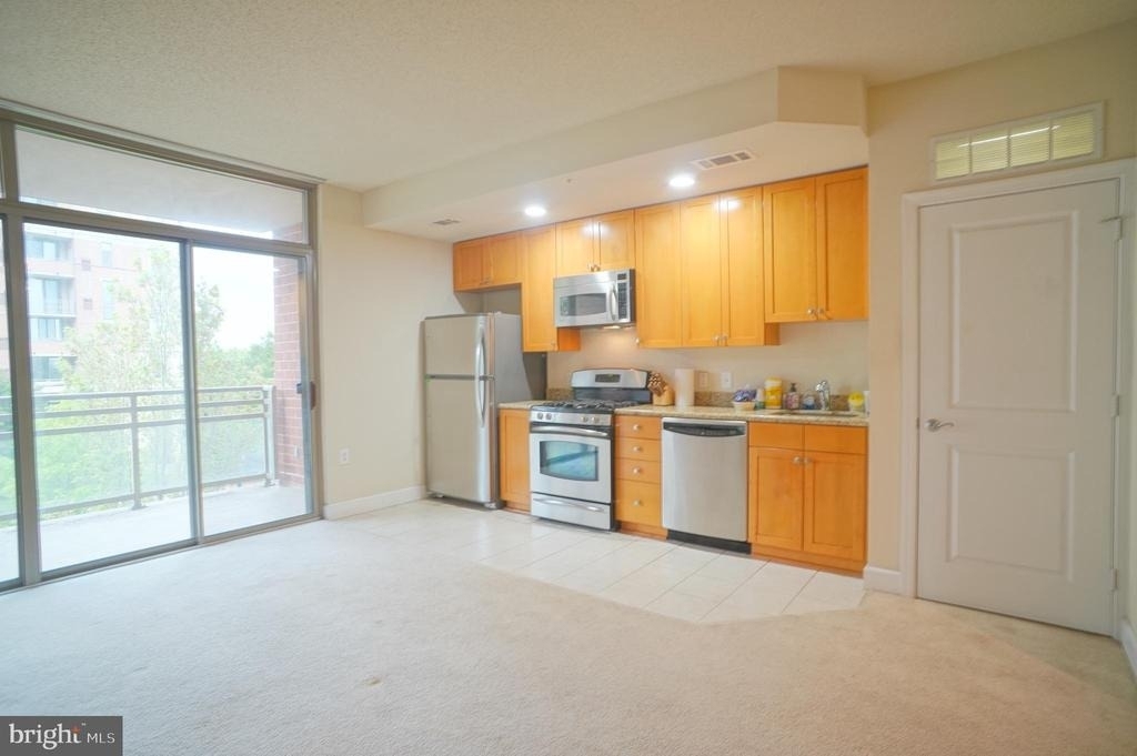 3650 S Glebe Road S - Photo 3