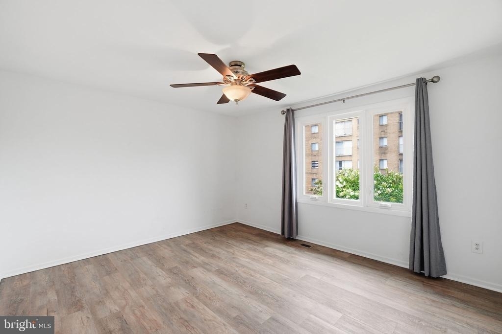 975 S Taylor Street - Photo 14