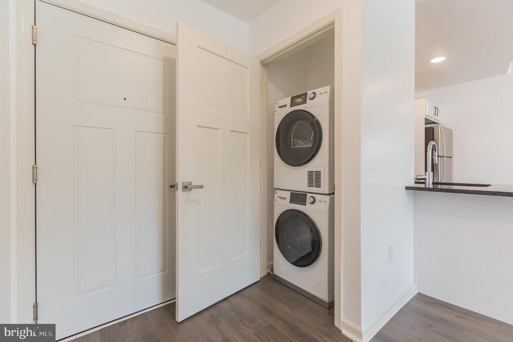 6778 Ridge Avenue - Photo 9