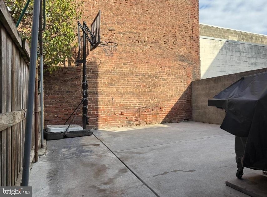 2729 E Cambria Street - Photo 13