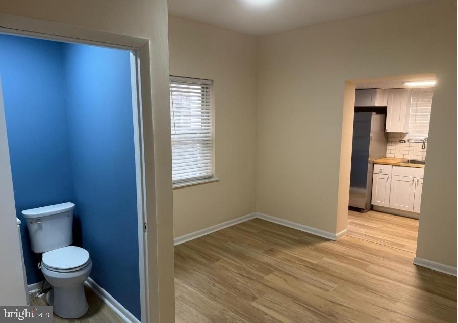 2729 E Cambria Street - Photo 2