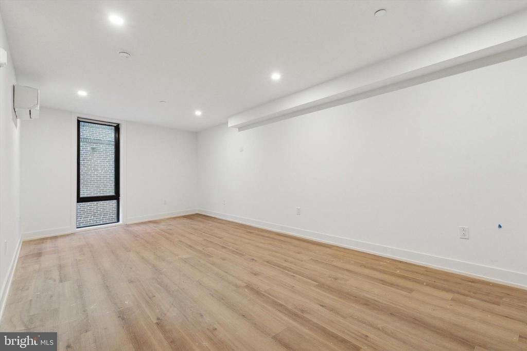 808 N 3rd Street - Photo 2